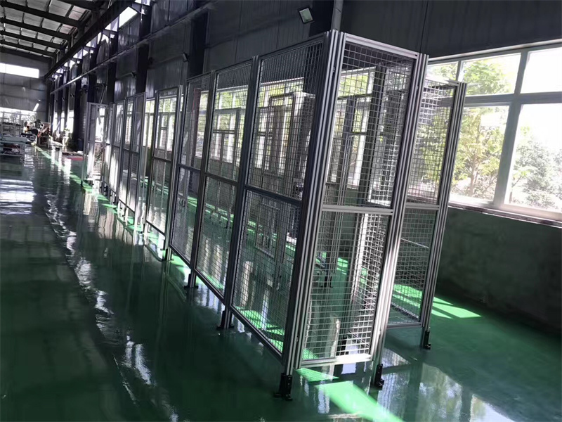 戶外麻豆免费看视频護欄