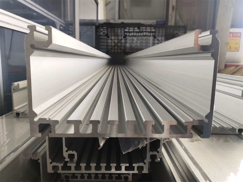 麻豆免费看视频擠壓廠